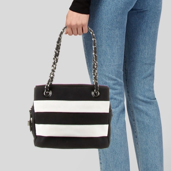CHANEL striped canvas tote - Picture 7 of 16